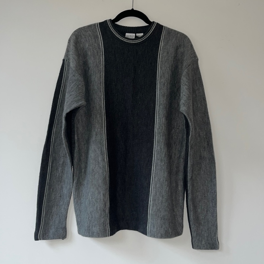 men’s large anchor blue gray sweater